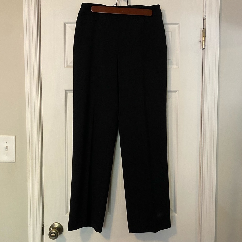 HOBBS Elegant Black Trousers for Versatile Style